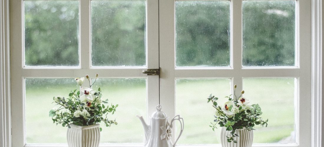 What and how to seal the windows?